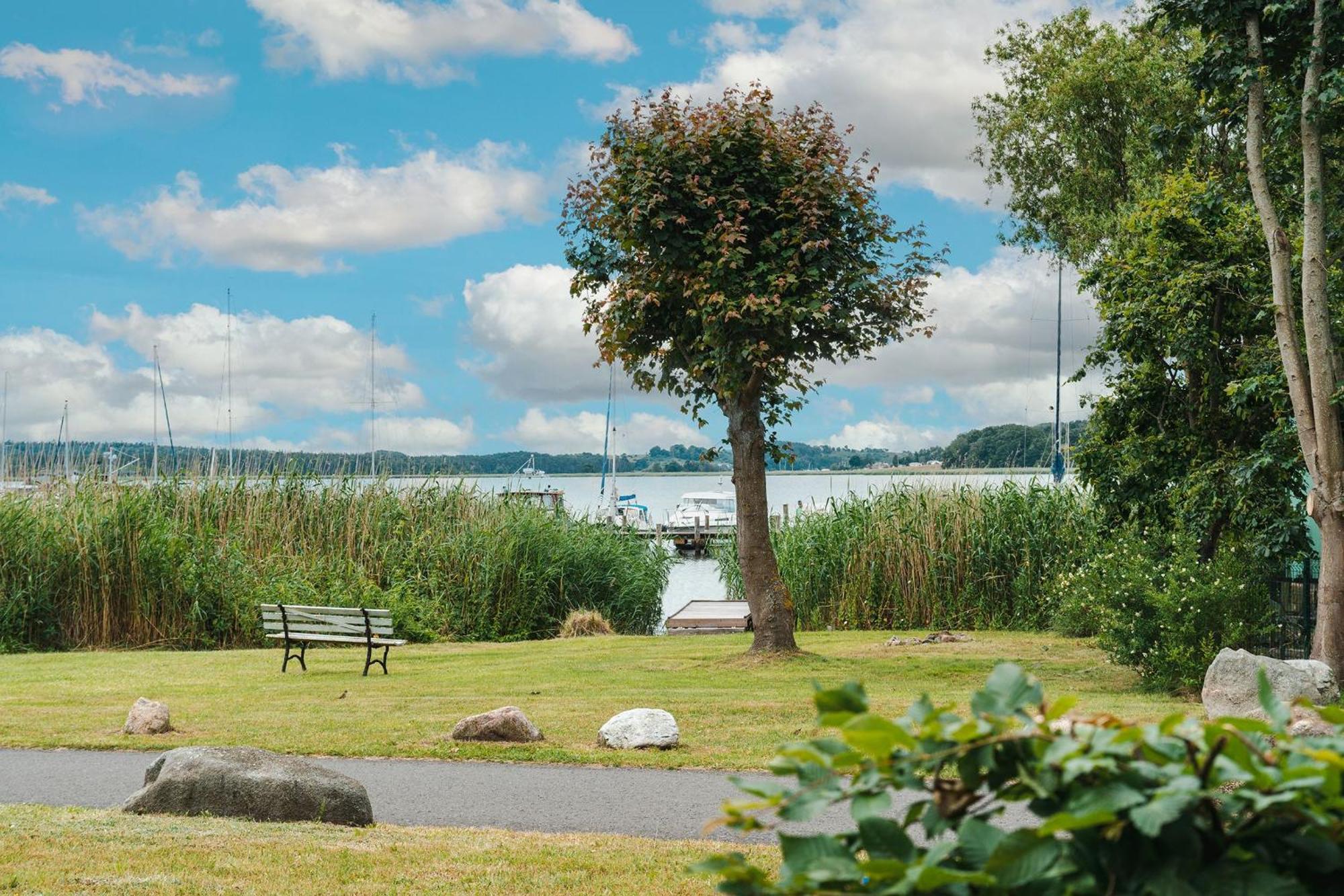 Selliner Ferienappartements Mit Balkon Und Seeblick エクステリア 写真